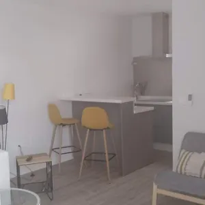 https://la-casa-de-sola.hotelsincadiz.net